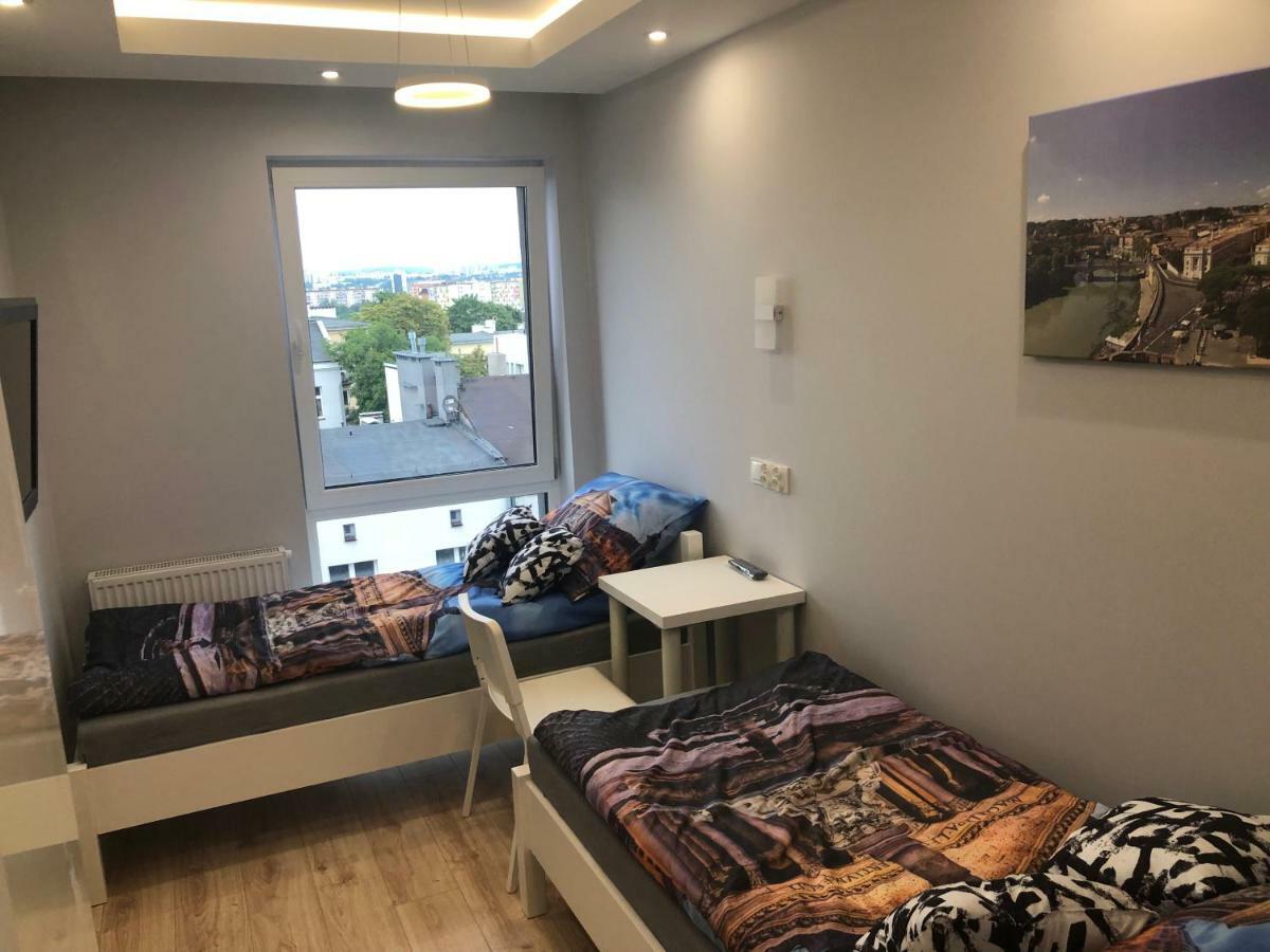Klimatyzowany Apartament Roma Z Garazem Podziemnym Kielce Ngoại thất bức ảnh