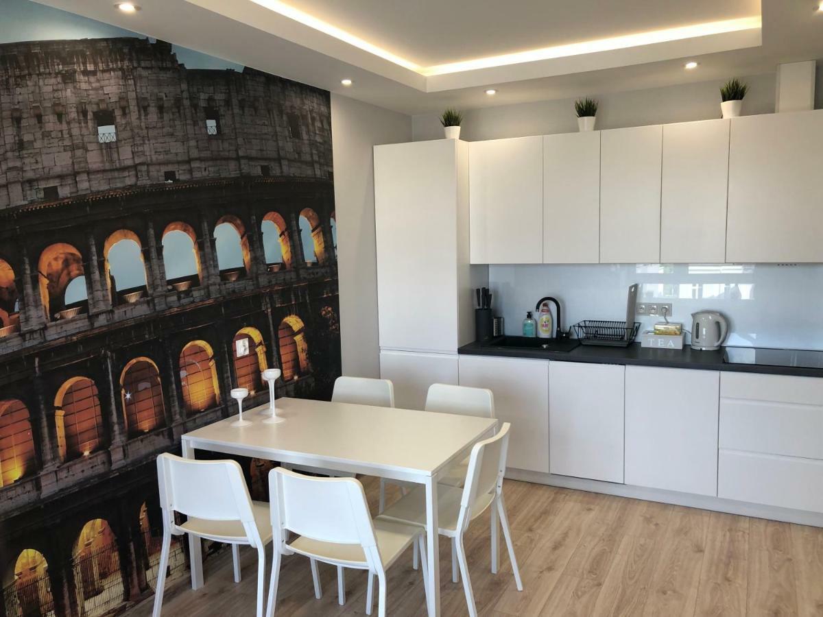 Klimatyzowany Apartament Roma Z Garazem Podziemnym Kielce Ngoại thất bức ảnh