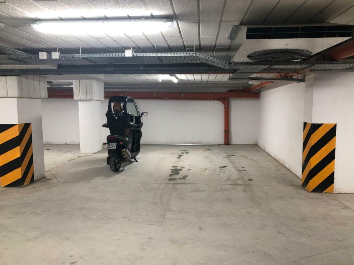 Klimatyzowany Apartament Roma Z Garazem Podziemnym Kielce Ngoại thất bức ảnh